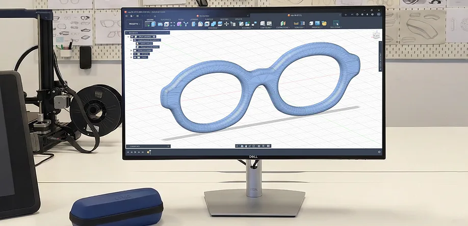 Diseño de gafas digitales mostrado en una estación de trabajo