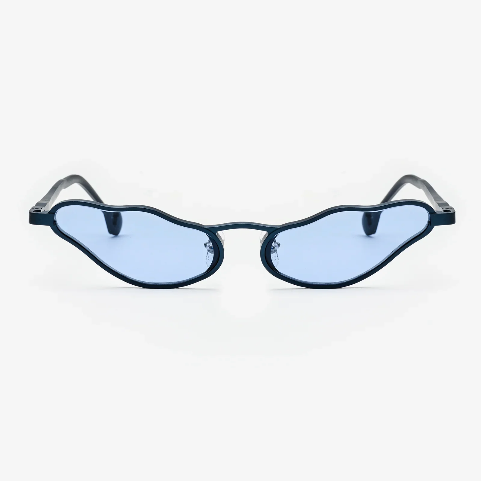 Front view of the SAJU × Camila Cisneros sunglasses: undulating navy metal rims with blue lenses